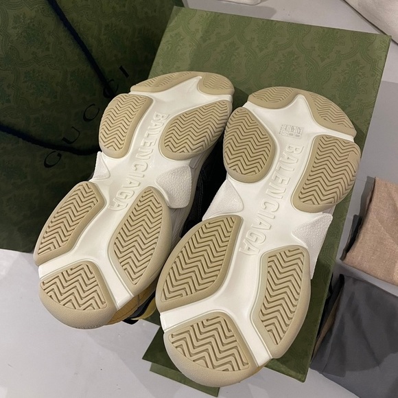 GUCCI X Balenciaga Triple S - Picture 7 of 13